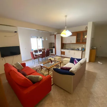 Ravanelo Apartment