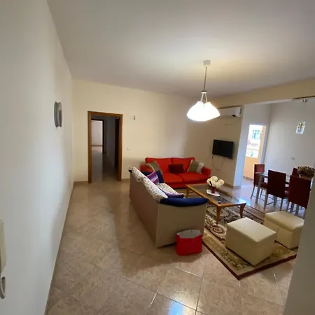 Ravanelo Apartment *